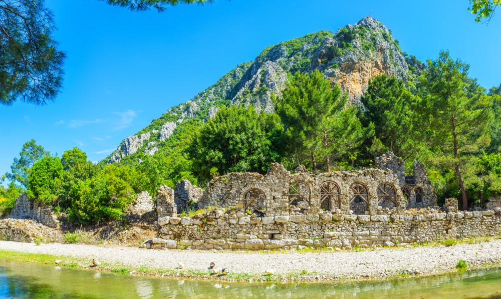 Antalya'da Tarihle İç İçe Sizi Büyüleyici Bir Yolculuğa Çıkaracak Yerler