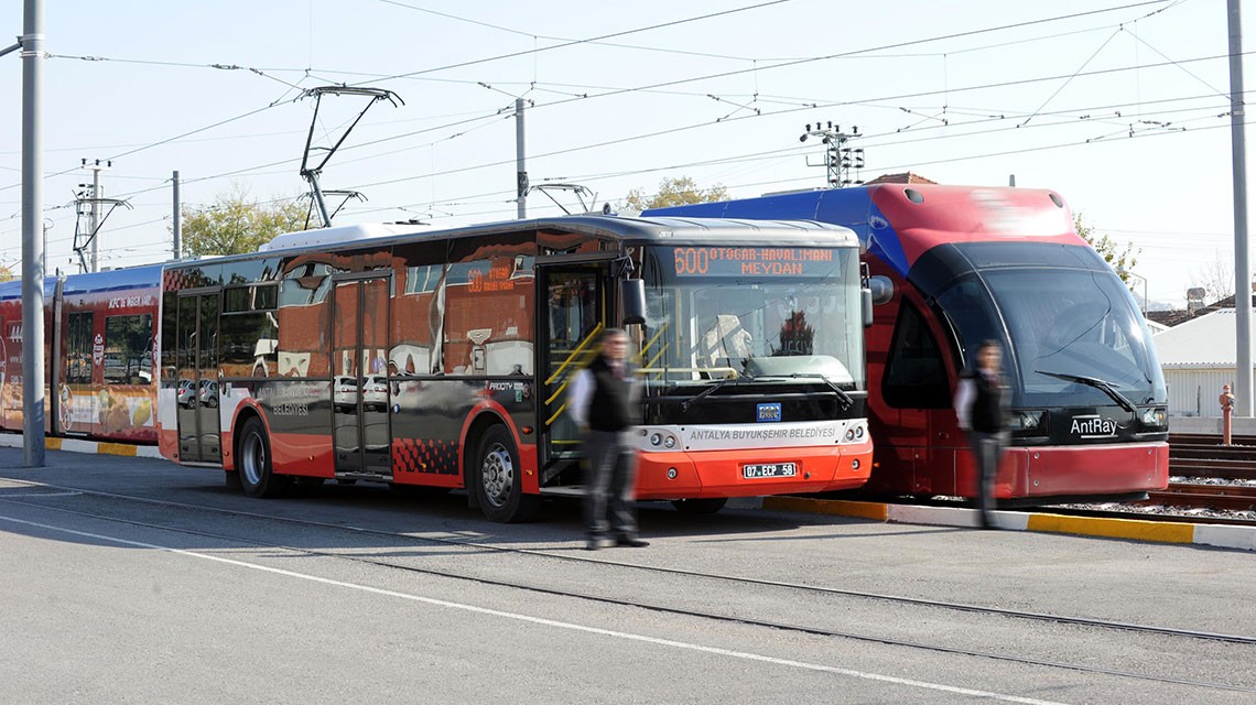 How to travel around Antalya?